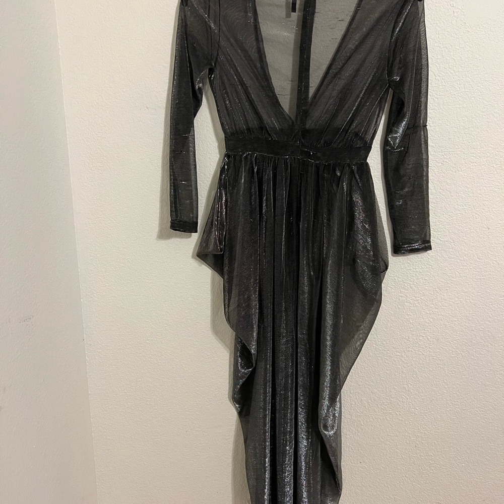 San Joy Black Long Sleeve Plunge Gown